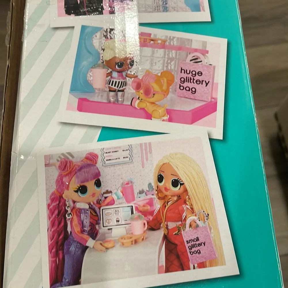 LOL OMG MALL NWOT - Picture 9 of 14